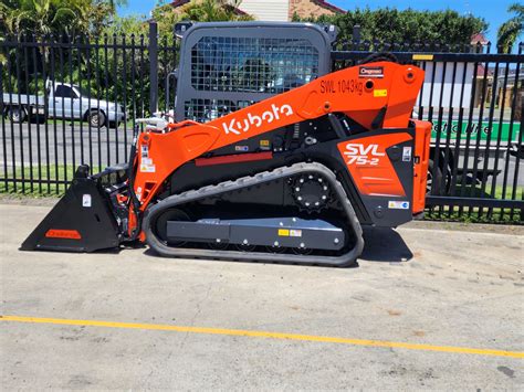 2014 kubota svl75-2 compact track loader|kubota svl75 skid steer attachment.